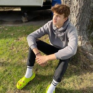 Meet your Posher, Justin